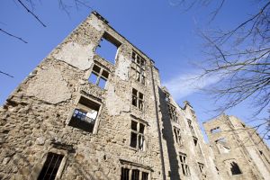 Hardwick old  Hall 2 sm.jpg